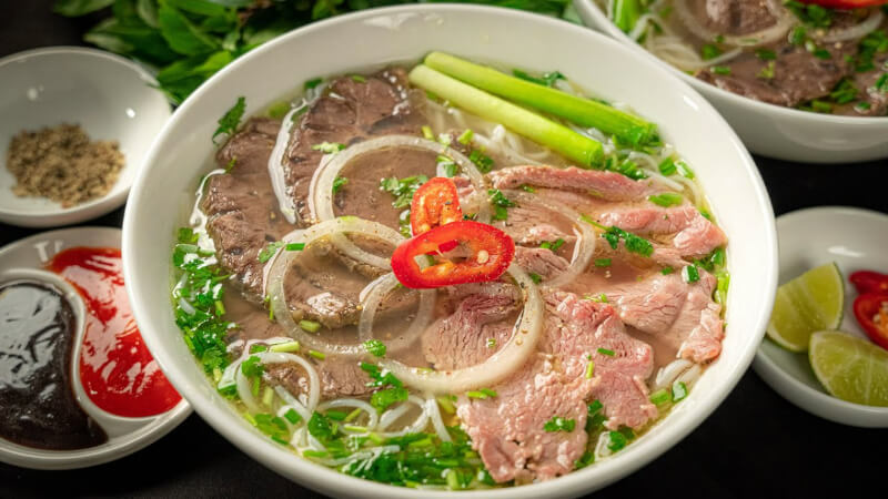 Phở bò - nét đặc trưng của văn hóa ẩm thực Việt