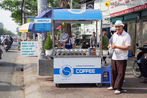 Kinh doanh cà phê vỉa hè (ảnh minh họa)