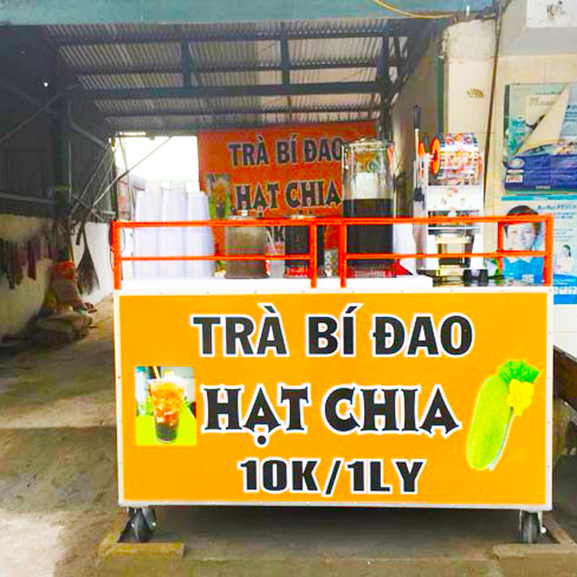 Xe bán trà bí đao hạt chia